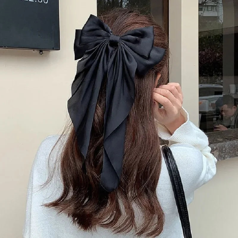 Velvet Grace Bow Hair Clip